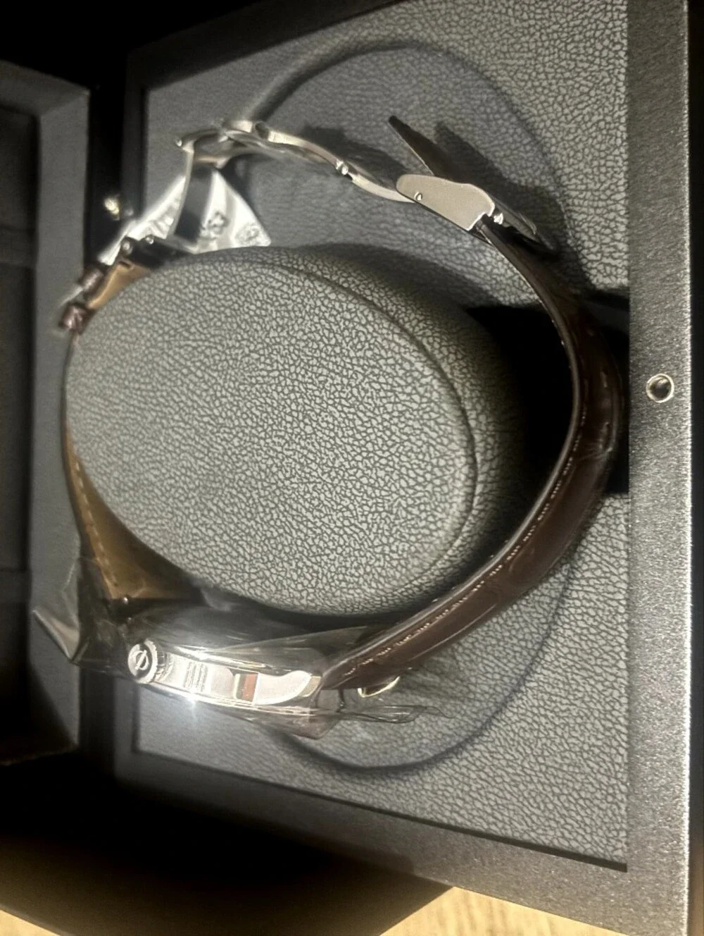 NWT BAUME & MERCIER BROWN LEATHER WATCH